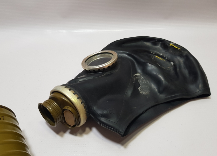 ANTİKA GAZ MASKESİ