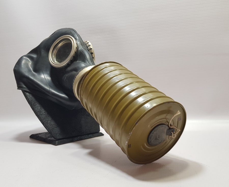 ANTİKA GAZ MASKESİ