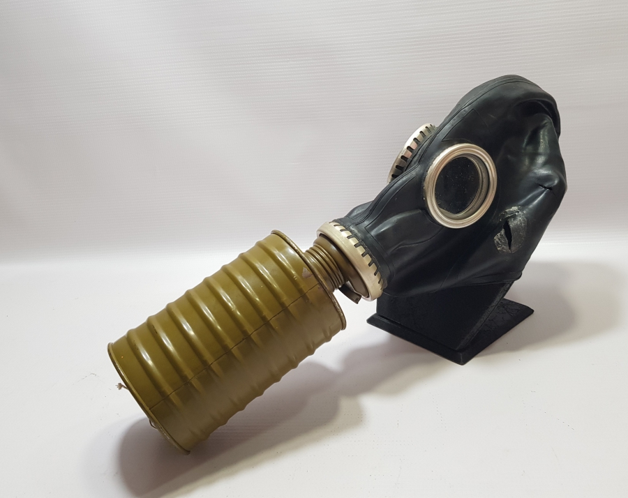 ANTİKA GAZ MASKESİ