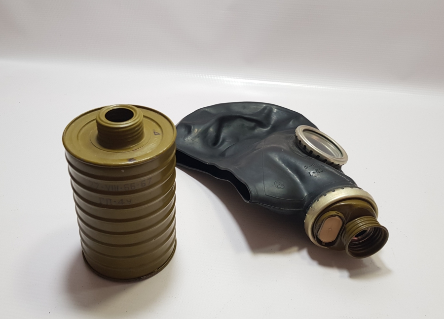 ANTİKA GAZ MASKESİ