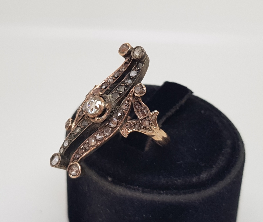 OSMANLI DÖNEMİ ÇOK NADİR GİRİT MEKİĞİ MODELİ ELMAS YÜZÜK