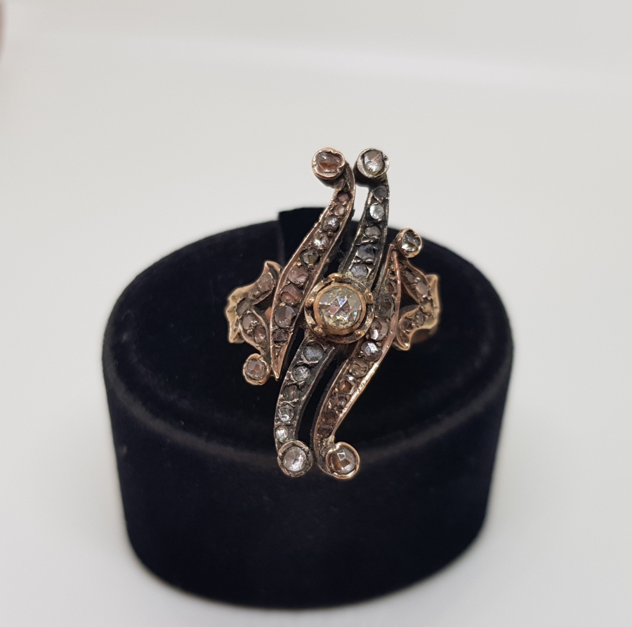 OSMANLI DÖNEMİ ÇOK NADİR GİRİT MEKİĞİ MODELİ ELMAS YÜZÜK