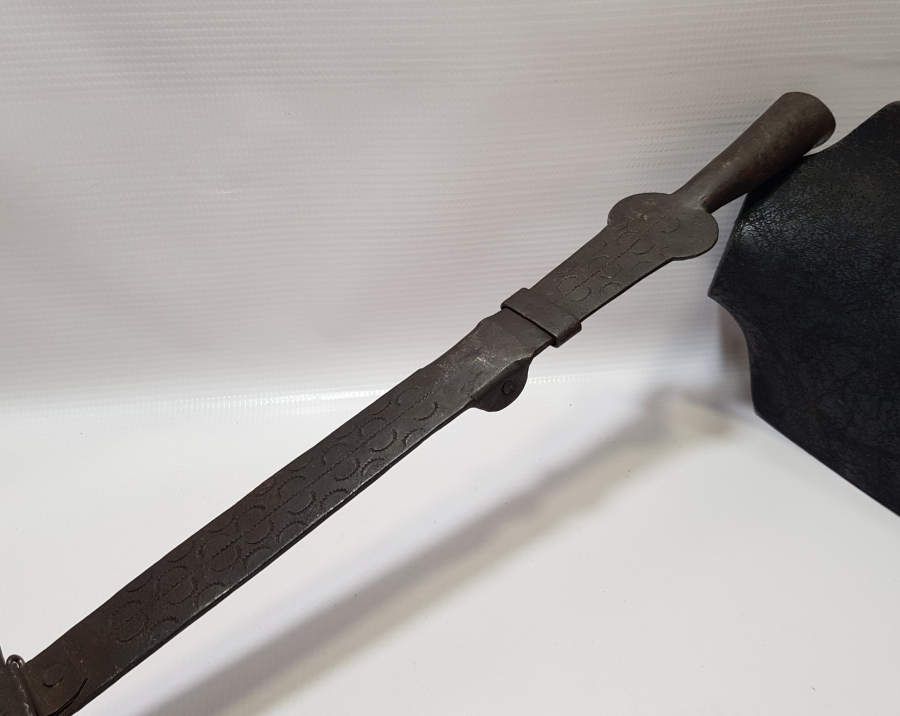 NADİR FORMDA OSMANLI DÖNEMİ SAPI İŞLEMELİ KAPAKLI LEBLEBİ KAVURACI