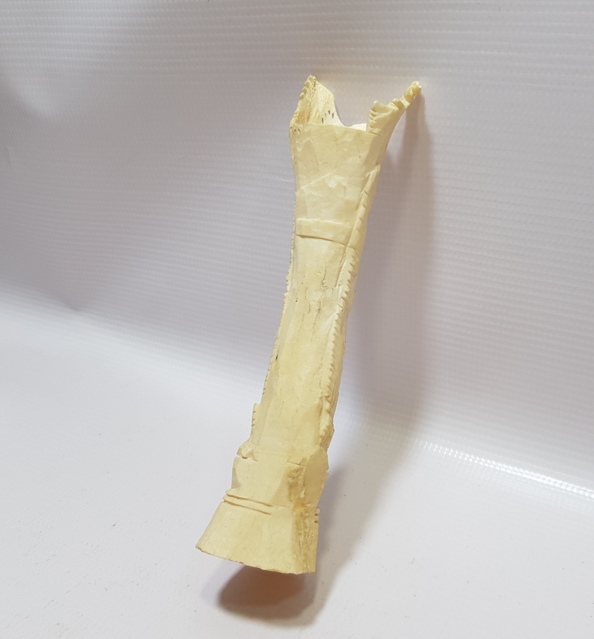 UZAKDOĞU YAPIMI EL OYMA İŞÇİLİKLİ ANTİKA KEMİK MASA ÜSTÜ OBJESİ