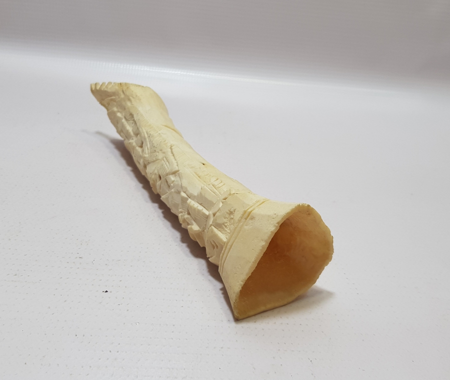 UZAKDOĞU YAPIMI EL OYMA İŞÇİLİKLİ ANTİKA KEMİK MASA ÜSTÜ OBJESİ