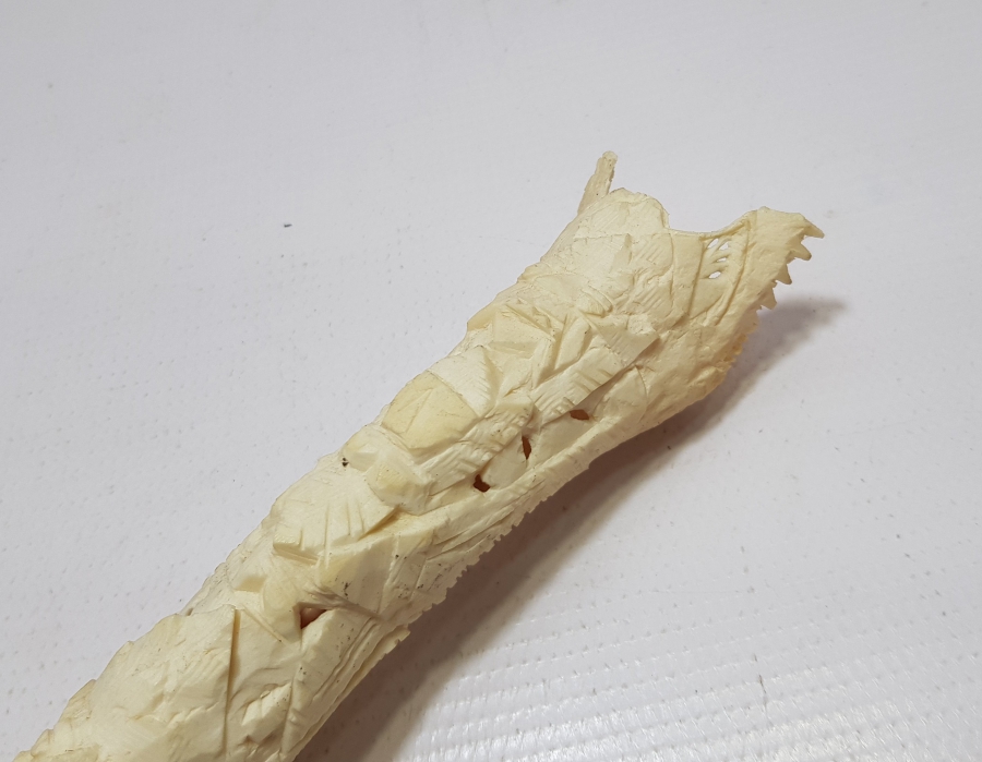 UZAKDOĞU YAPIMI EL OYMA İŞÇİLİKLİ ANTİKA KEMİK MASA ÜSTÜ OBJESİ