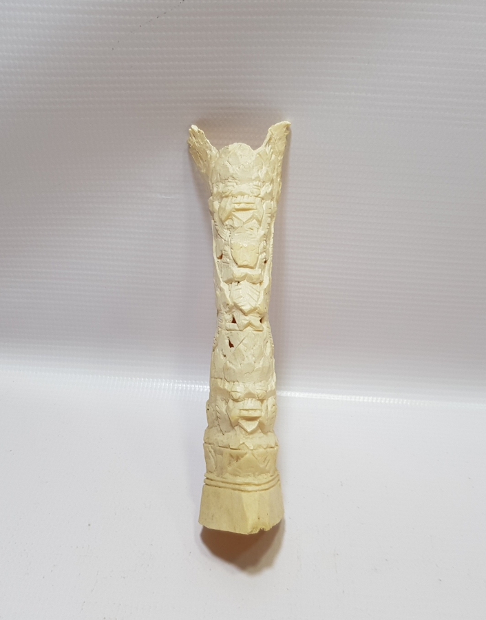 UZAKDOĞU YAPIMI EL OYMA İŞÇİLİKLİ ANTİKA KEMİK MASA ÜSTÜ OBJESİ