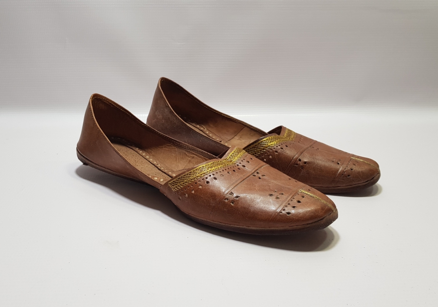 DERİ VE ALTIN SIRMA İŞÇİLİKLİ ÖZEL YAPIM OSMANLI DÖNEMİ NADİR DAMAT TERLİĞİ