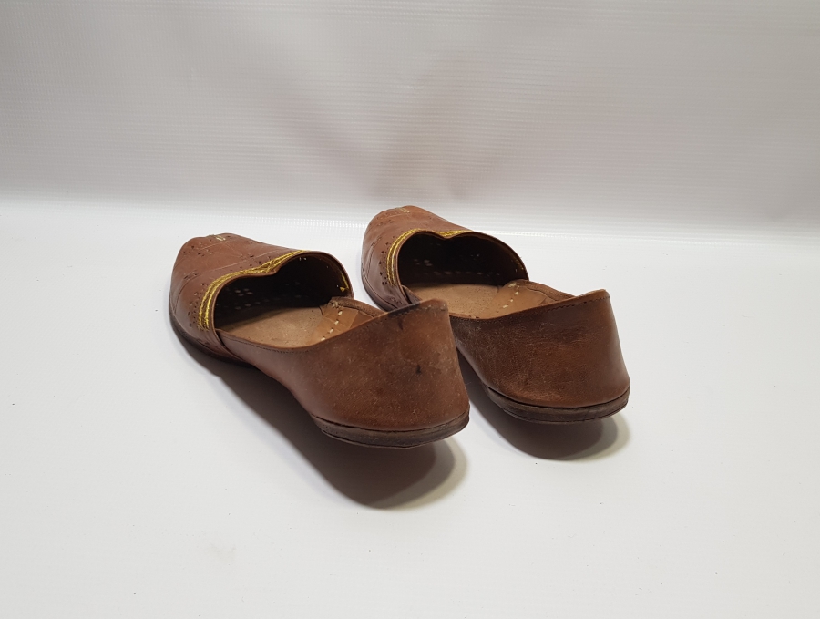 DERİ VE ALTIN SIRMA İŞÇİLİKLİ ÖZEL YAPIM OSMANLI DÖNEMİ NADİR DAMAT TERLİĞİ