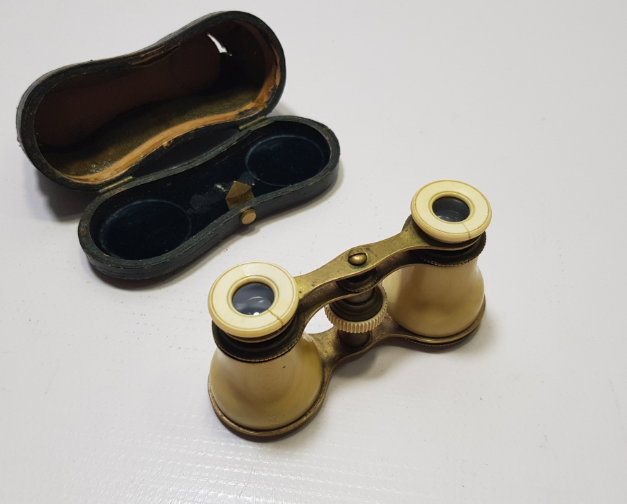 OSMANLI DÖNEMİ ORİJİNAL KUTUSUNDA ÇOK NADİR FİLDİŞİ DÜRBÜN