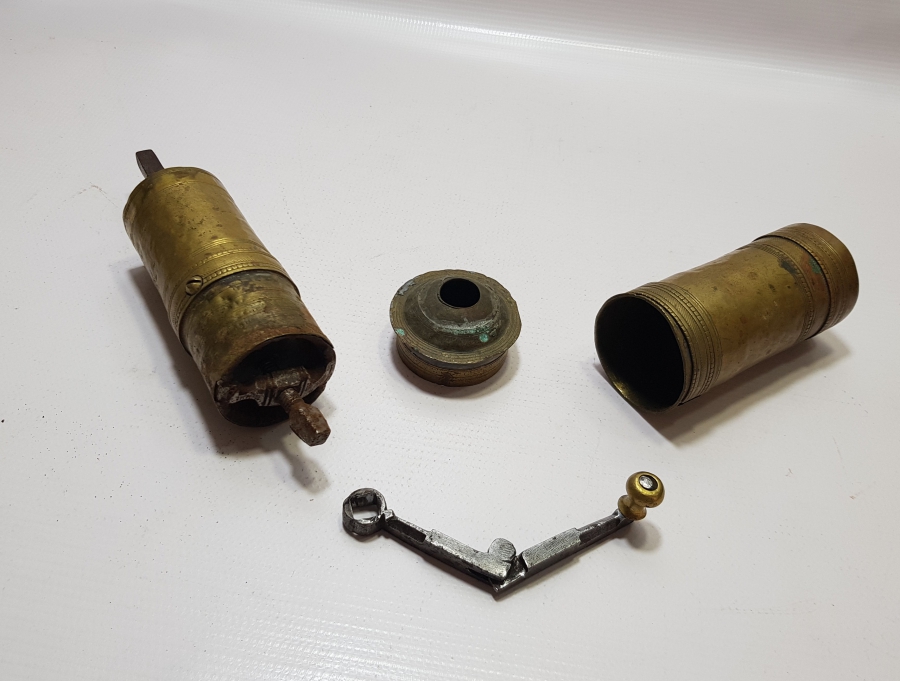 SÜLEYMANİYE DAMGALI OSMANLI DÖNEMİ KAHVE DEĞİRMENİ