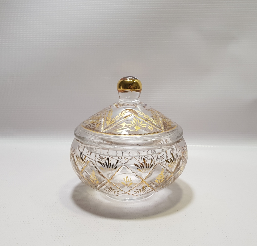 ÜZERİ ALTIN VERMEYLİ BEYKOZ TARZI ANTİKA ŞEKERLİK