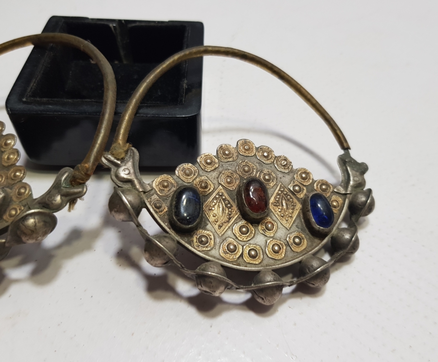 OSMANLI DÖNEMİ ÜZERİ DOĞAL TAŞLARLA SÜSLÜ BALIK FORMLU ERMENİ İŞİ BÜYÜK BOY GELİN KÜPESİ