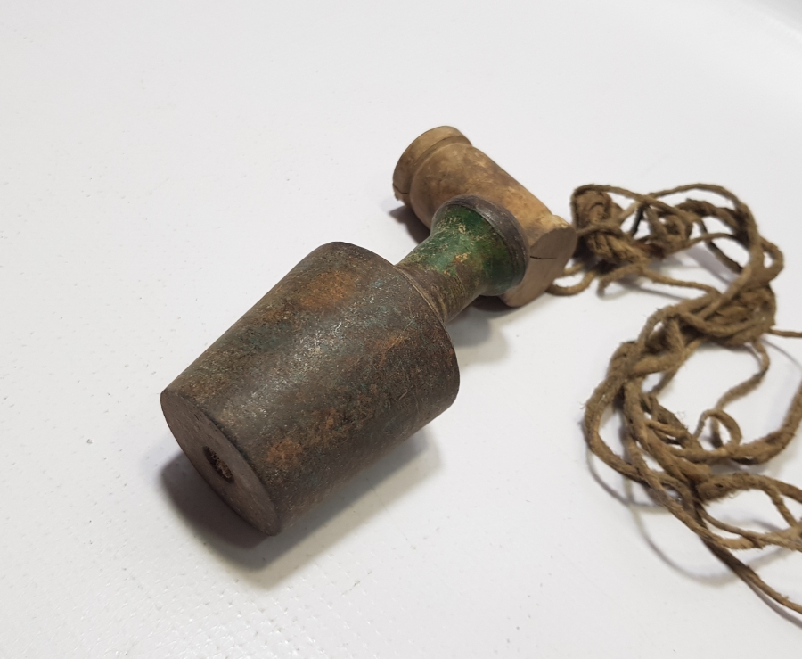 ORİJİNAL İPİ VE AHŞABIYLA OSMANLI DÖNEMİ NADİR FORMLU ŞAKÜL