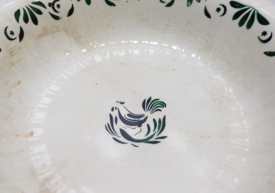 ÜZERİ AY YILDIZ VE HOROZLU DEV BOY OSMANLI DÖNEMİ PORSELEN KASE