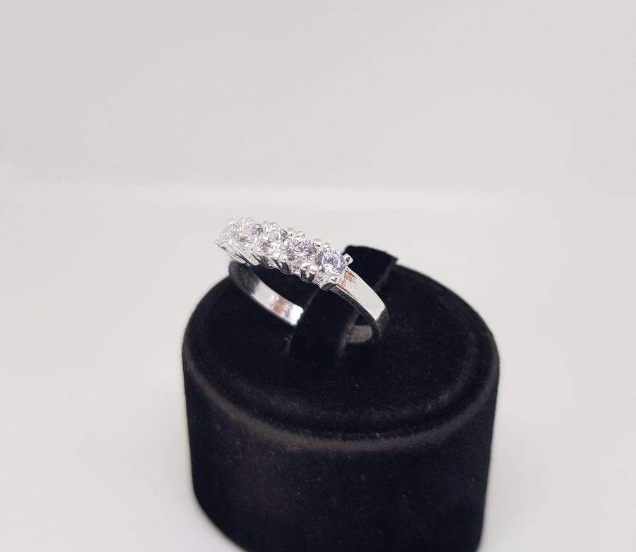 BEŞTAŞ MODEL GÜMÜŞ YÜZÜK