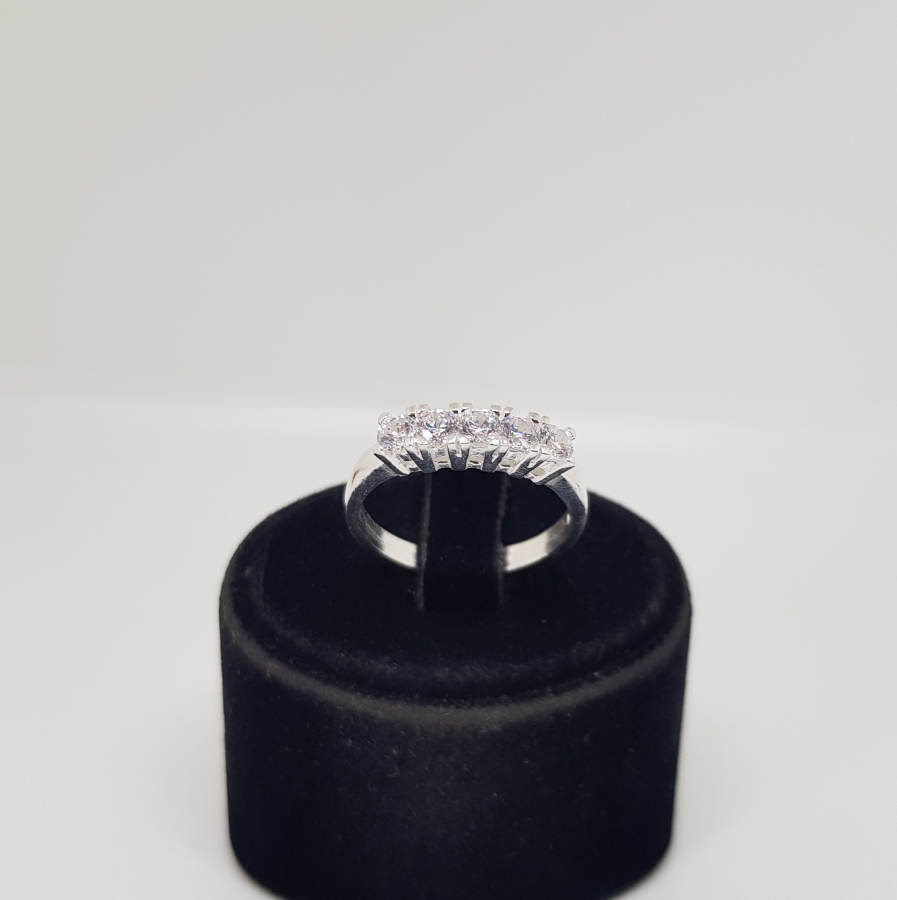 BEŞTAŞ MODEL GÜMÜŞ YÜZÜK