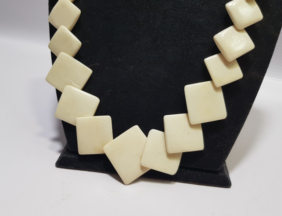 ÖZEL YAPIM ANTİKA KEMİK GERDANLIK