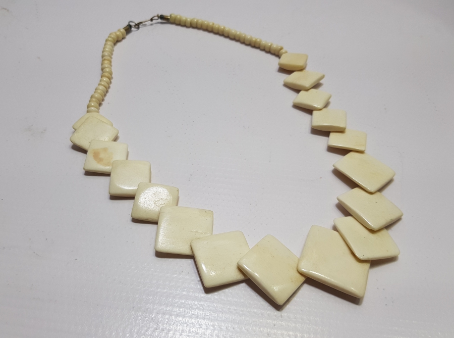 ÖZEL YAPIM ANTİKA KEMİK GERDANLIK