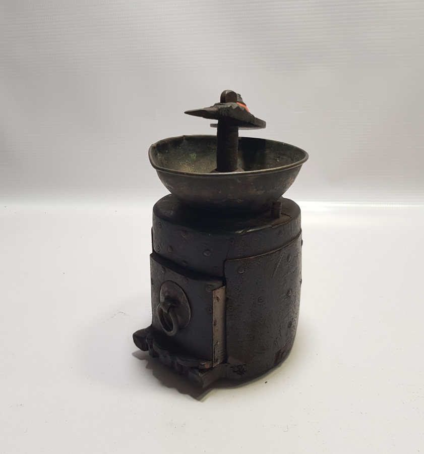 OSMANLI DÖNEMİ NADİR FORM VE BOYDA SEYYAR KAHVE SATICISI DEĞİRMENİ