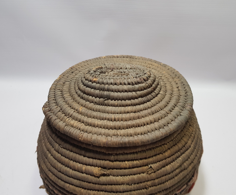 OSMANLI DÖNEMİ HURMA YAPRAĞINDAN YAPILMIŞ HİCAZ İŞİ NADİR KAPAKLI HURMA ZEMBİLİ