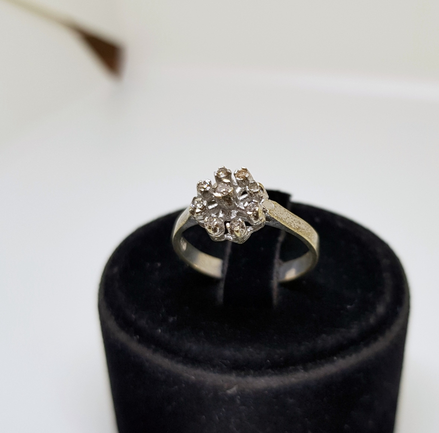 KAR TANESİ FORMLU PIRLANTA TAŞLI ÖZEL YAPIM YÜZÜK