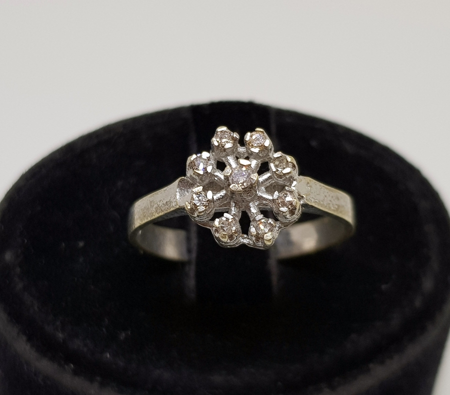 KAR TANESİ FORMLU PIRLANTA TAŞLI ÖZEL YAPIM YÜZÜK