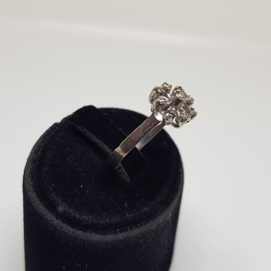 KAR TANESİ FORMLU PIRLANTA TAŞLI ÖZEL YAPIM YÜZÜK