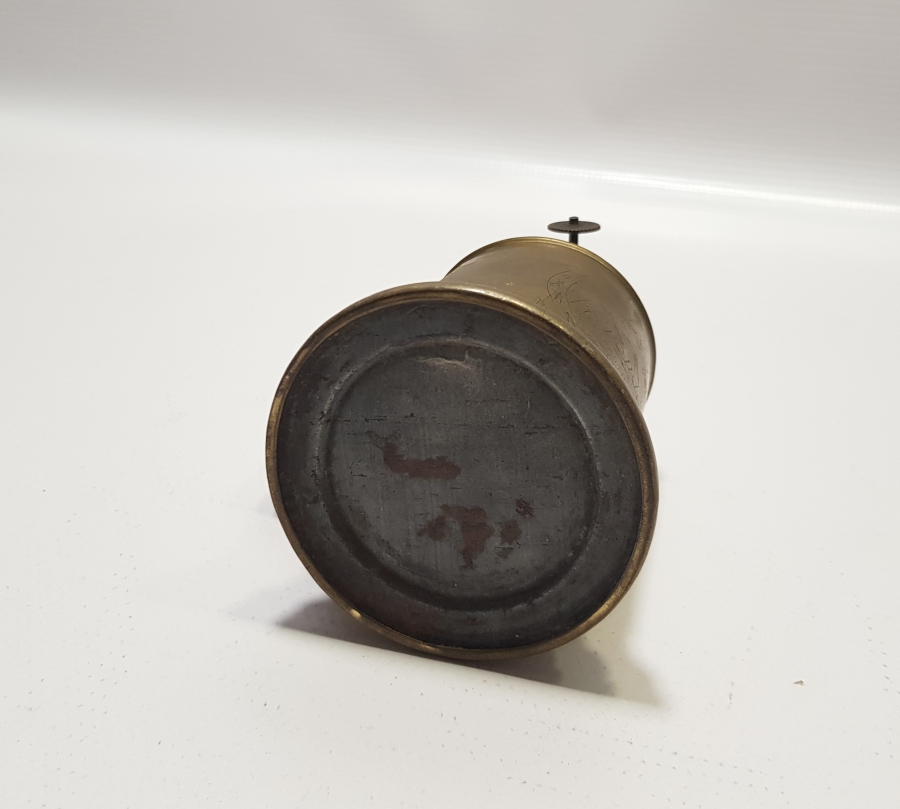 ÜZERİ YAZILI VE KIRLANGIÇ MOTİFLİ NADİR VAGON LAMBASI