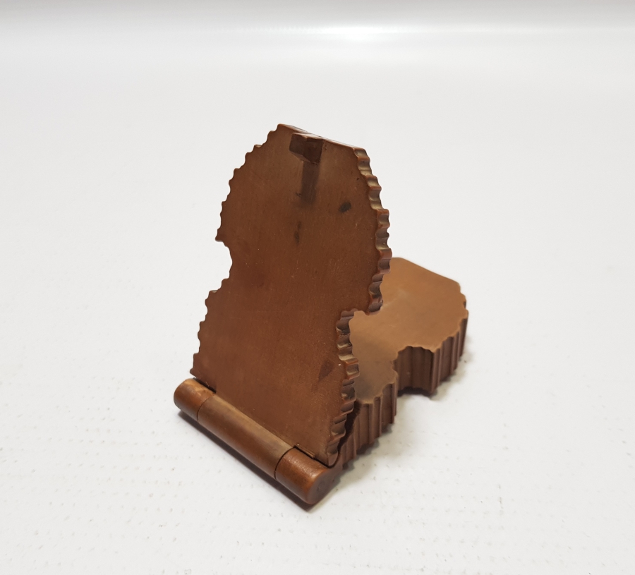 YEKPARE AHŞAPTAN EL OYMA İŞÇİLİKLİ OSMANLI DÖNEMİ NADİR CEP SAATİ STANDI