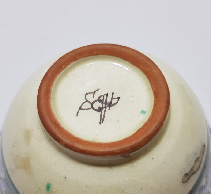 OSMANLI DÖNEMİ USTA DAMGALI VE EL BOYAMA NADİR FORMDA İZNİK KASE