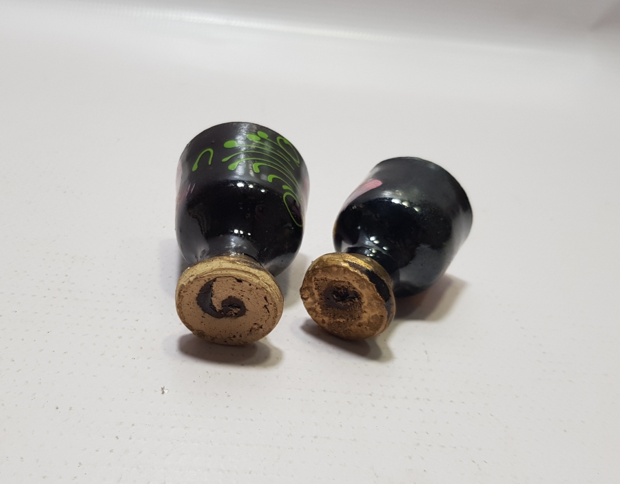 ÜZERİ EL BOYAMA İŞÇİLİKLİ OSMANLI DÖNEMİ İKİ ADET TOPRAK ZEMZEMLİK