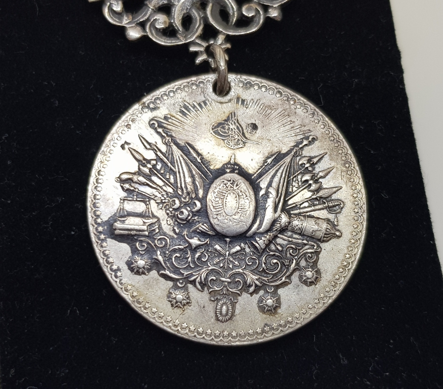 ORİJİNAL ASKISIYLA ABDÜLHAMİD HAN DÖNEMİ GÜMÜŞ İFTİHAR MADALYASI