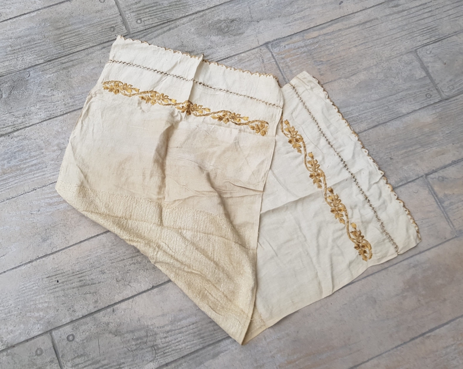 OSMANLI DÖNEMİ ALTIN SIRMA İŞÇİLİKLİ EL İŞİ BURSA YAĞLIK