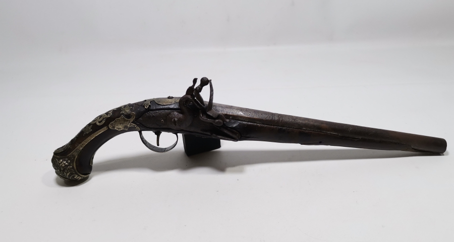 OSMANLI DÖNEMİ GÜMÜŞ APLİKLİ ÇAKMAK TAŞLI PİŞTOV