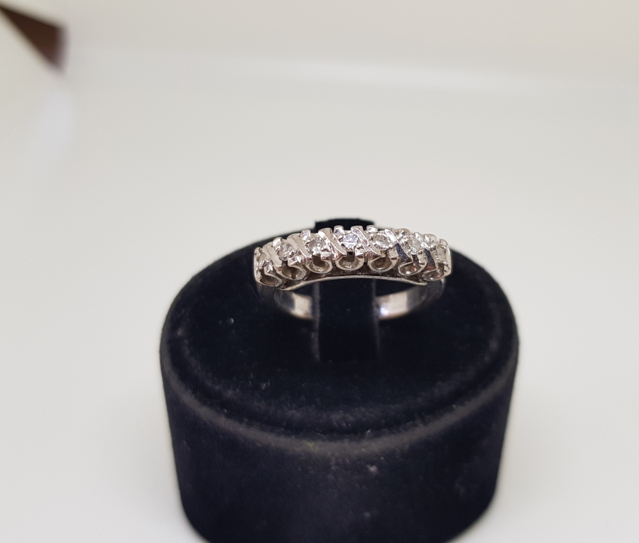 ANTİKA YEDİTAŞ PIRLANTA YÜZÜK