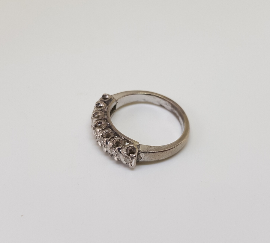 ANTİKA YEDİTAŞ PIRLANTA YÜZÜK