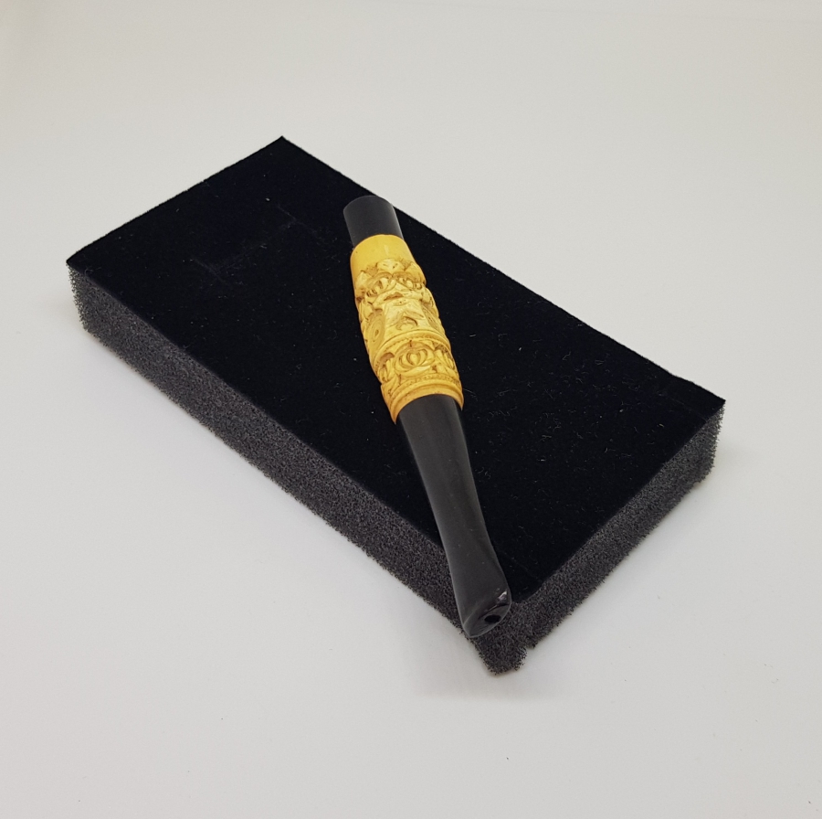 LÜLE TAŞINDAN MAMUL ANTİKA SİGARA AĞIZLIĞI