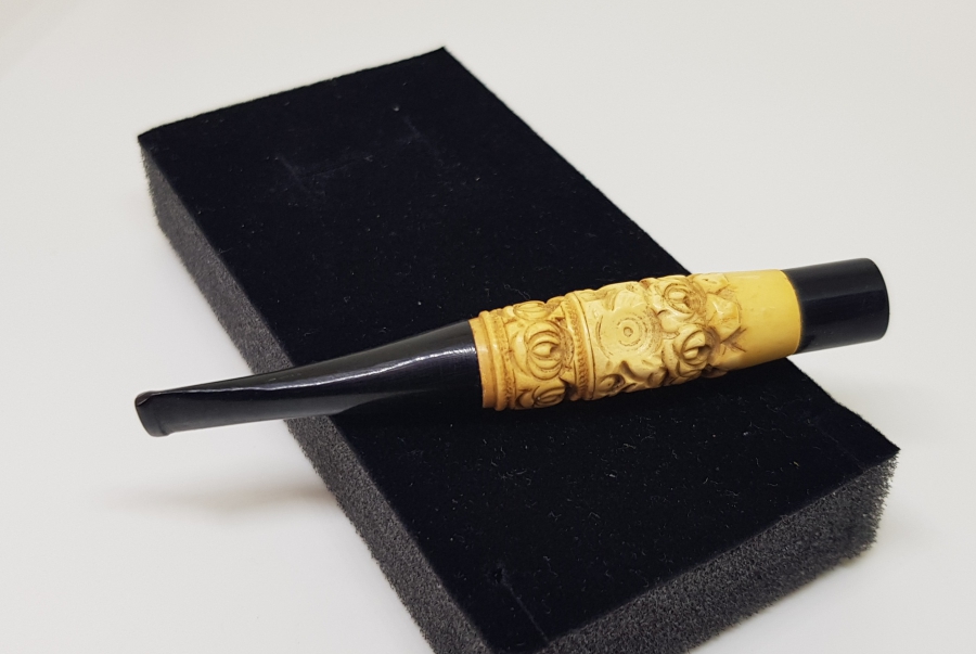 LÜLE TAŞINDAN MAMUL ANTİKA SİGARA AĞIZLIĞI