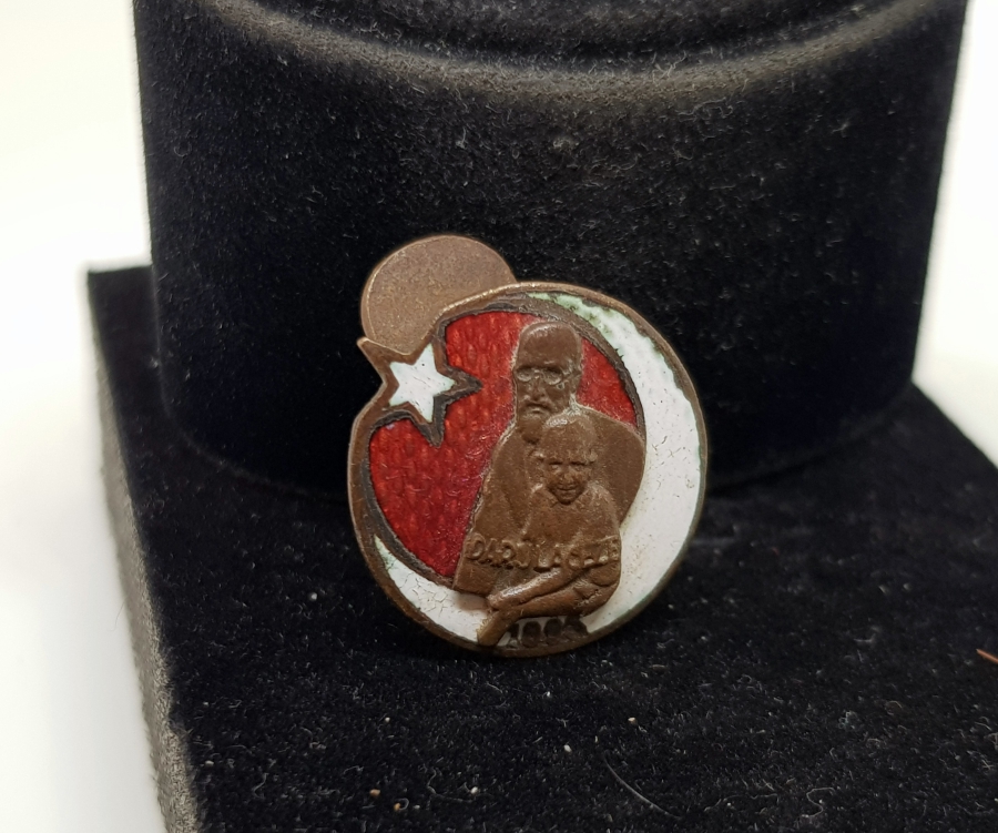 ÜZERİ MİNE İŞÇİLİKLİ ANTİKA DARULACEZE ROZET