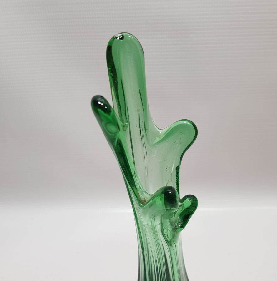 EL YAPIMI ANTİKA CAM VAZO