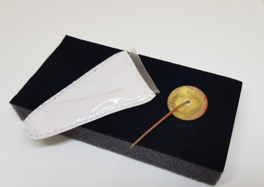 ORİJİNAL KABINDA ANTİKA CHP ROZETİ