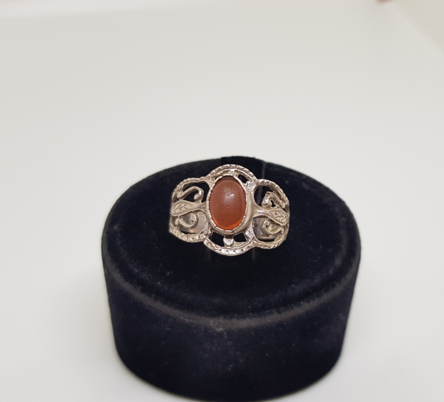 OSMANLI DÖNEMİ AKİK TAŞLI KALEM VE KABARTMA İŞÇİLİKLİ YÜZÜK