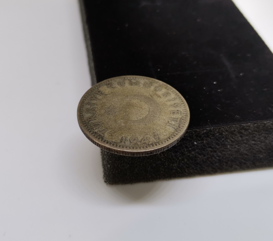 1947 YILI GÜMÜŞ 1 LİRA