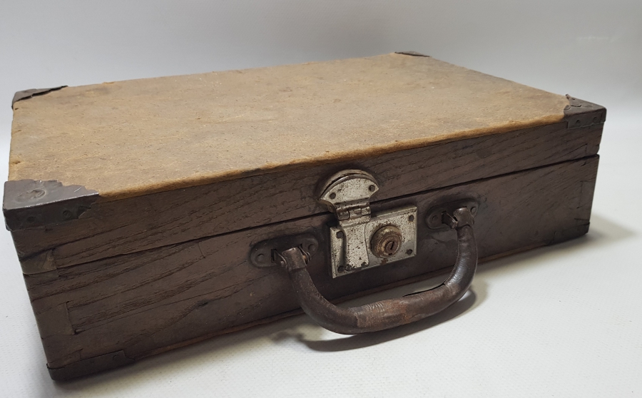 ANTİKA AHŞAP ÖĞRENCİ BAVULU - ÖĞRENCİ ÇANTASI