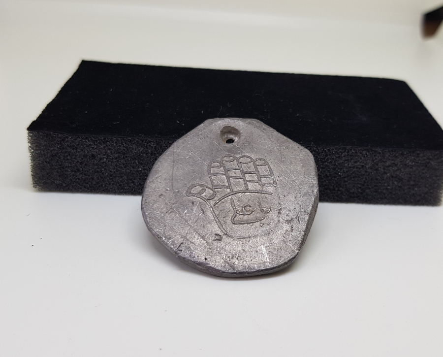 ÜZERİ YA ALİ YAZILI FATMA ANANIN ELİ TILSIM KOLYE