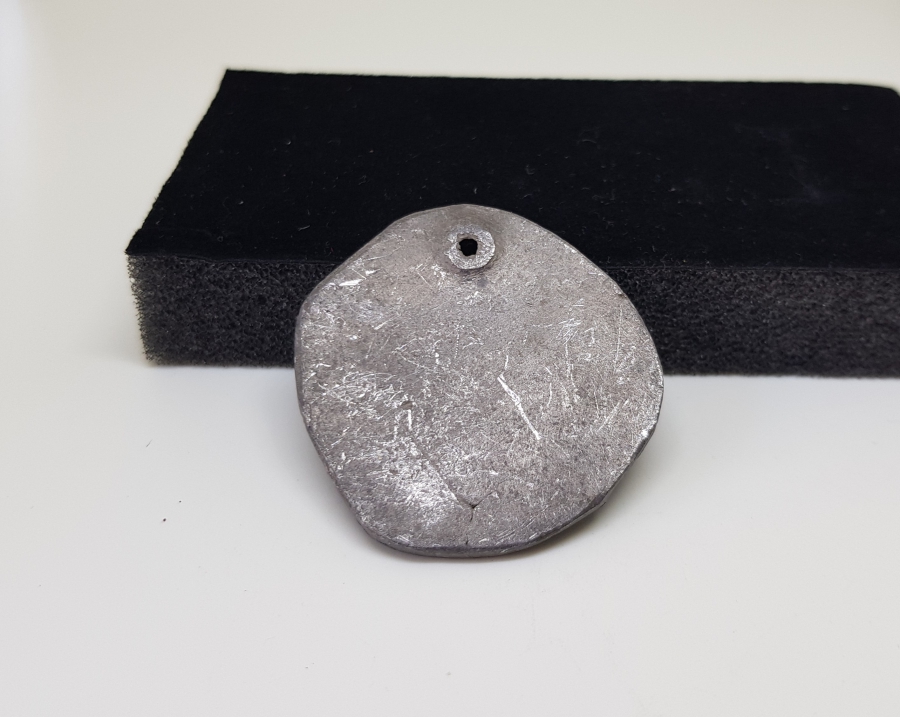 ÜZERİ YA ALİ YAZILI FATMA ANANIN ELİ TILSIM KOLYE