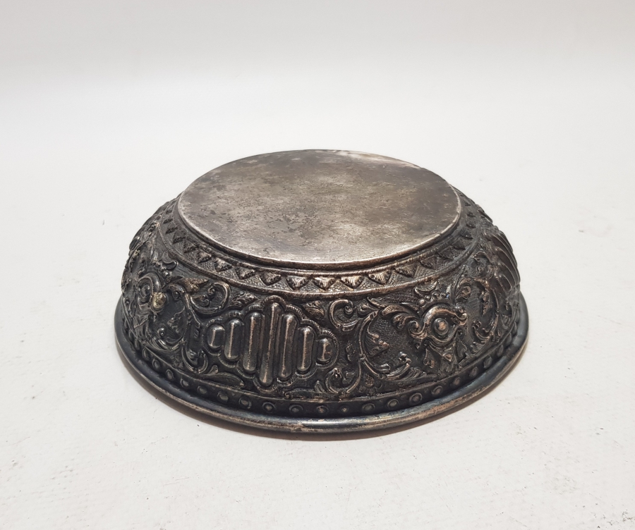 OSMANLI DÖNEMİ KABARTMA İŞÇİLİKLİ GÜMÜŞ TABAK