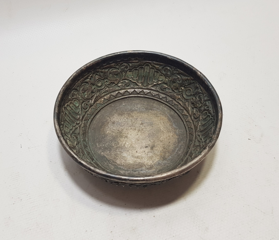 OSMANLI DÖNEMİ KABARTMA İŞÇİLİKLİ GÜMÜŞ TABAK