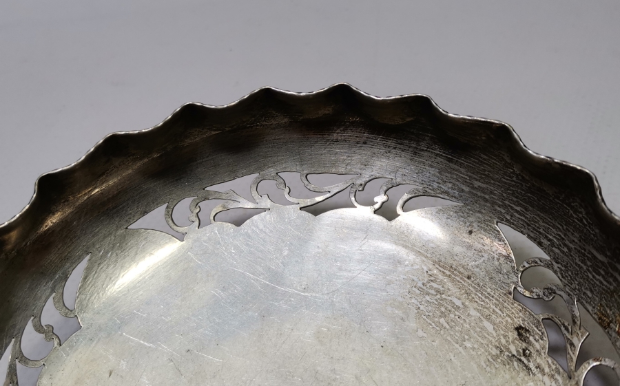 TESTERE İŞÇİLİKLİ ANTİKA GÜMÜŞ ŞEKERLİK